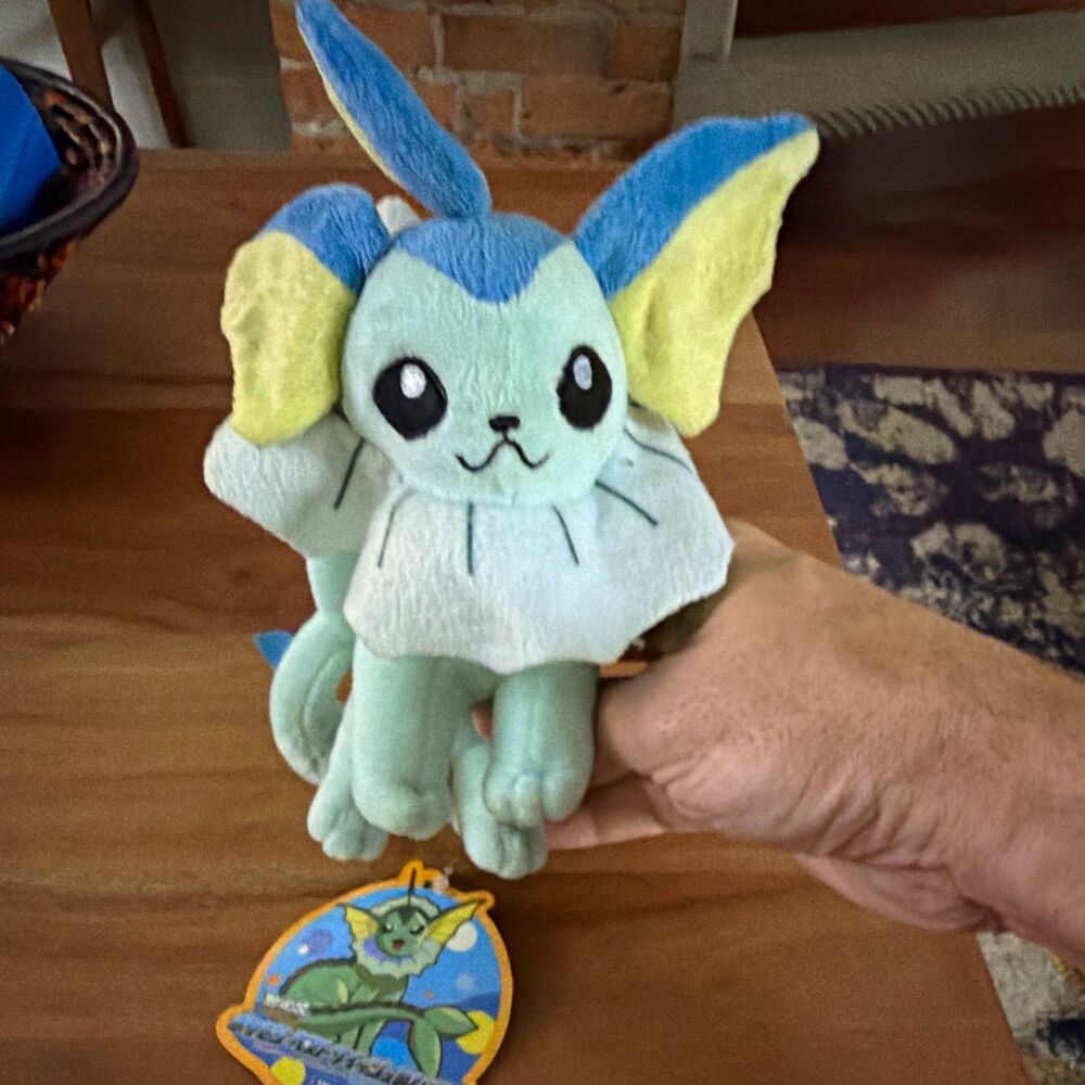Takara Tomy Pokémon Vaporeon Plush Stuffed Animal With Tags 2012 MPN N-43